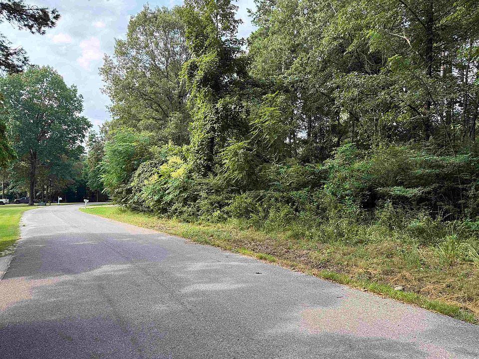 1st image of 16 Camp Rd