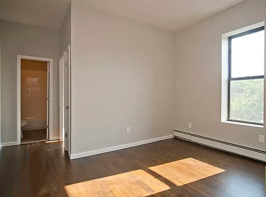 Rented by SERHANT. | media 6