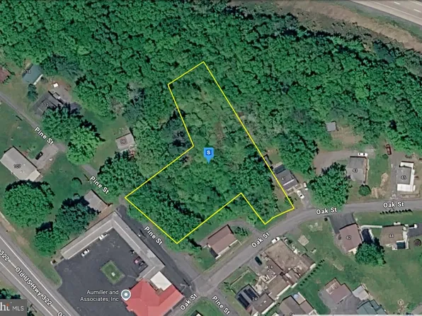 39 Oak St, Milroy, PA 17063