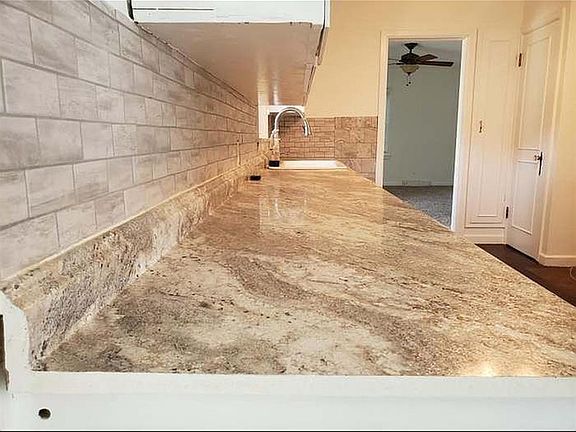 5th image of 231 N Grant St