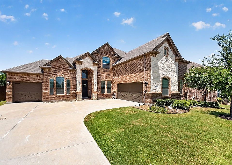 1st image of 1321 Cecilia Ct