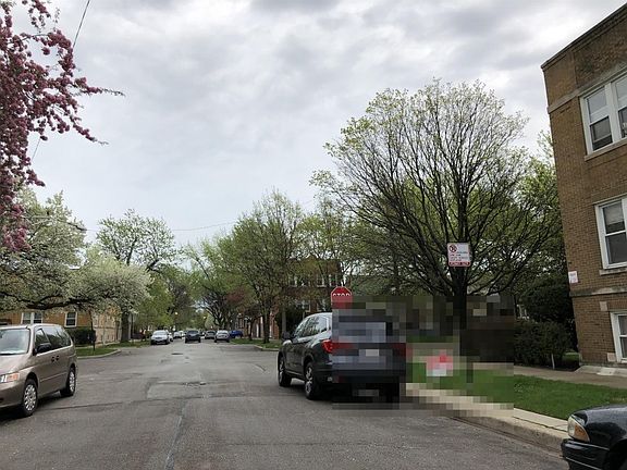 4th image of 4550 W Barry Ave #1