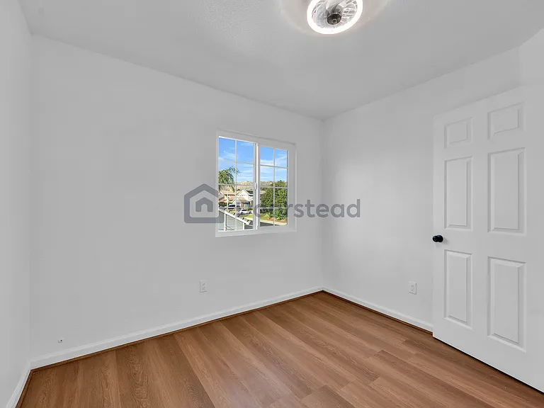 26150 Coronada Dr — Photo 23