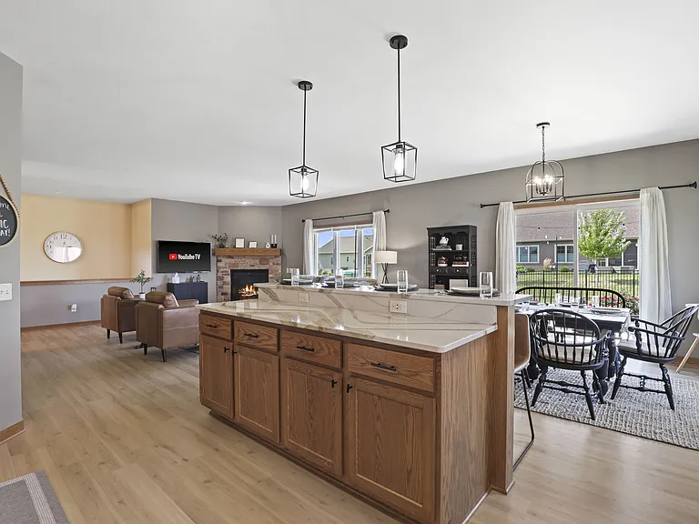 1016 Peterson Dr — Photo 21