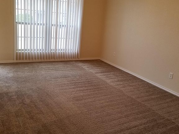 Living room 1