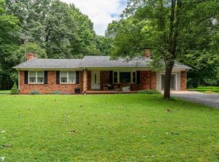 431 Springfield Estates Dr, Rileyville, VA 22650