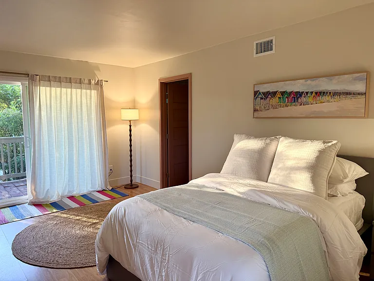 12822 Avenida La Valencia — Photo 41