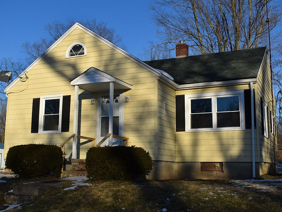 1st image of 16670 Manchester St