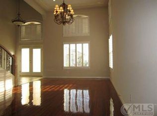 6021 Ojo De Agua Dr, El Paso, TX 79912