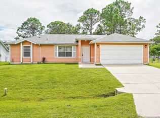 1518 Heartwellville St NW, Palm Bay, FL 32907