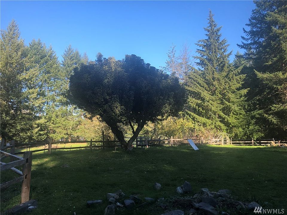 1st image of 5810 64th Ave NW