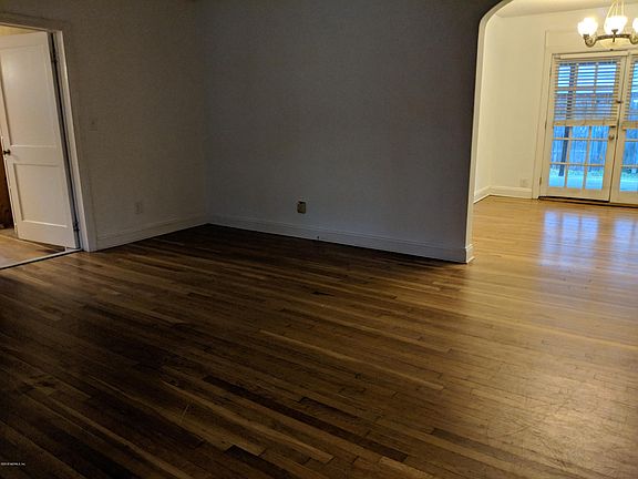 3rd image of 3730 Orlando Cir E