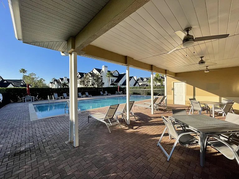 13532 Fountainbleau Dr — Photo 32