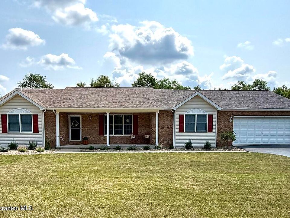 1st image of 7 Overbrook Cir