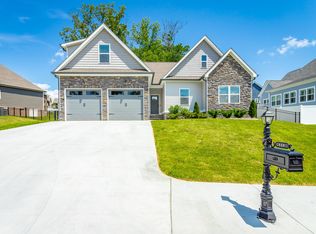 818 Live Oak Rd, Ringgold, GA 30736