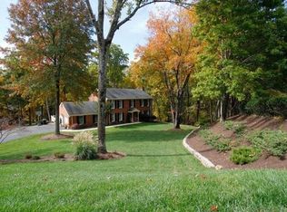 4149 Toddsbury Dr, Vinton, VA 24179
