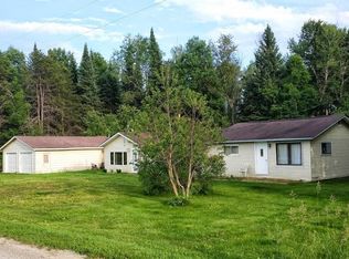 9723 E Kellyville Rd, Atlanta, MI 49709