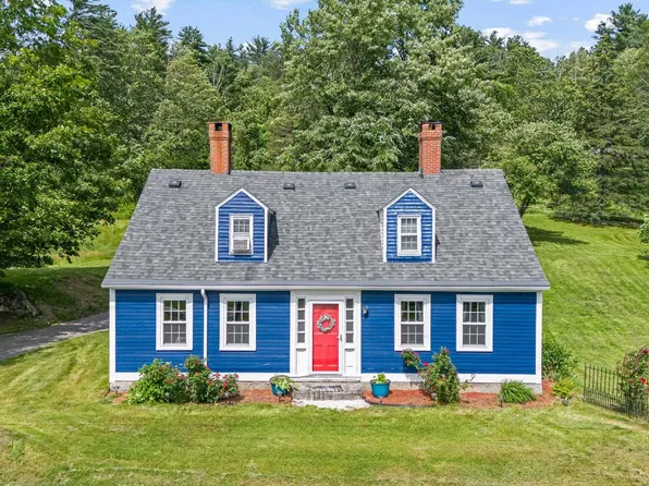 469 Pembroke Street, Pembroke, NH 03275