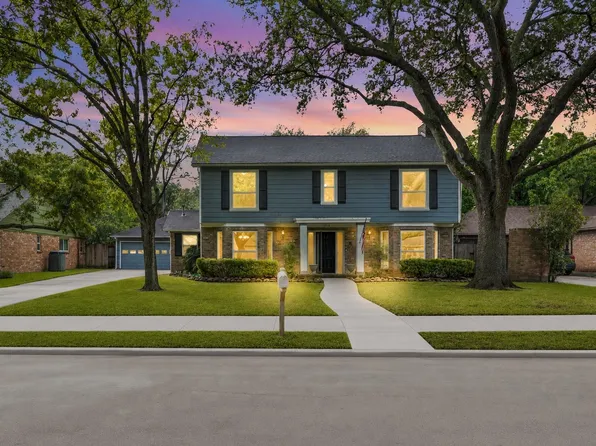 12019 Sugar Springs Dr, Houston, TX 77077