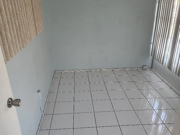 5031 W Oakland Park Blvd #307 — Photo 4