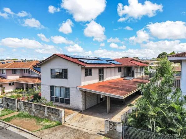 94-219 Kahuanani St, Waipahu, HI 96797