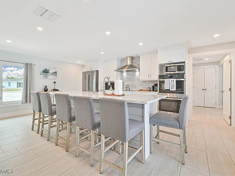 13840 Sleepy Hollow Ln — Photo 9