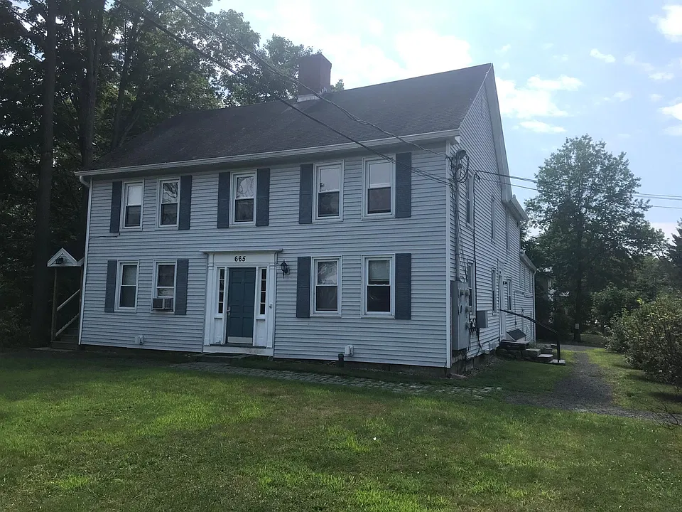 665 Main St #1