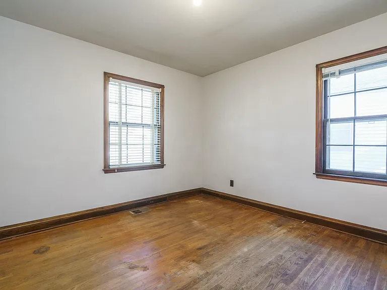 420 Creel Ave — Photo 24