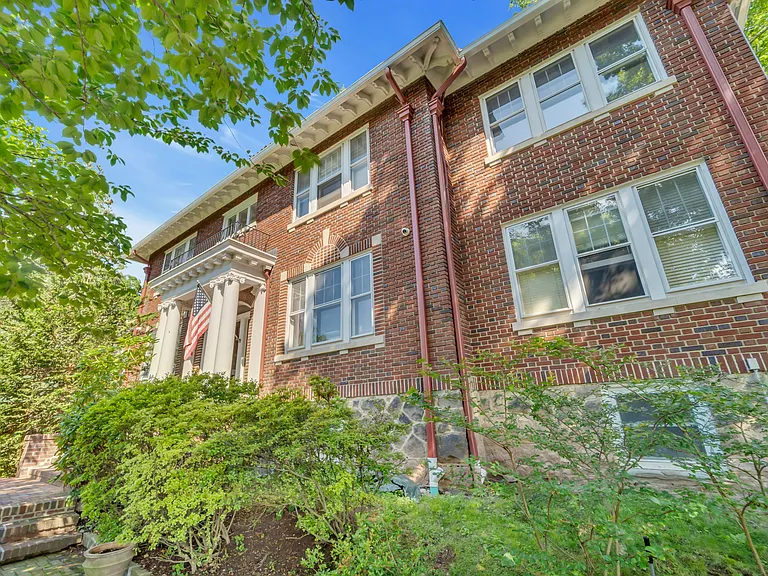 155 Paulin Blvd — Photo 33
