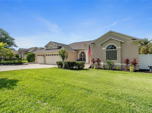 13100 Lakewind Dr, Clermont, FL 34711