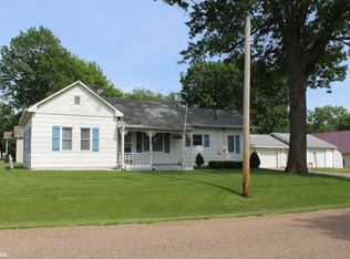 110 N Buckeye St, Bloomfield, IA 52537