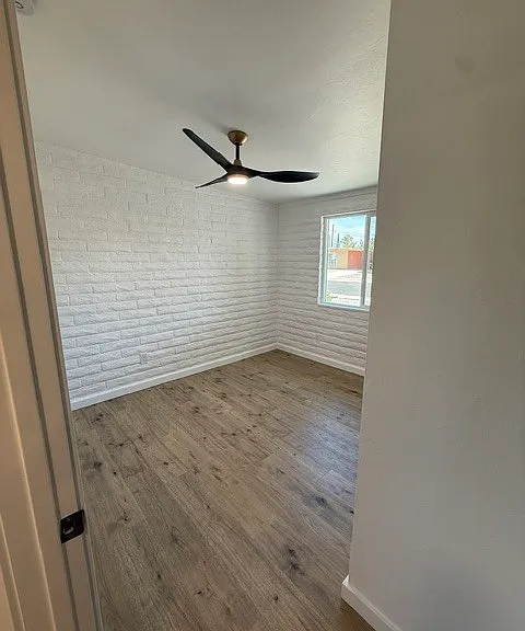 924 S Elmerita Ave — Photo 32