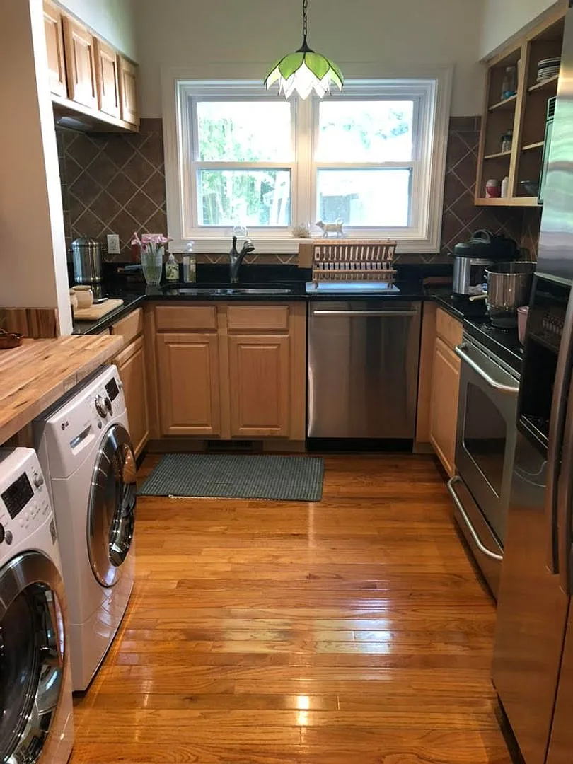 Desirable Carrboro 2 Bed Condo- All 1 Level! — Photo 4