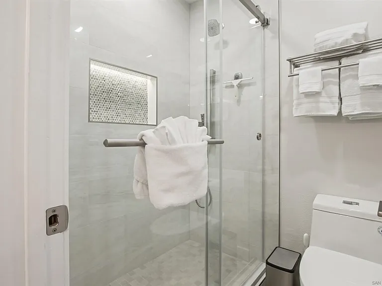 909 Coast Blvd #12 — Photo 25