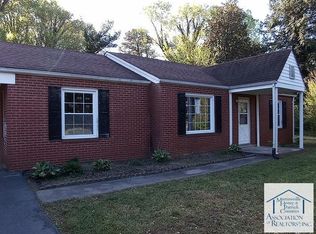 1633 Stultz Rd, Martinsville, VA 24112