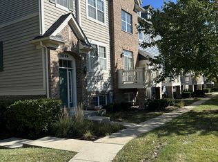 3049 Marion St, Elgin, IL 60124