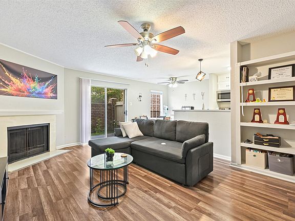 5th image of 2120 El Paseo St APT 3103
