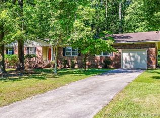 5765 Dobson Dr, Fayetteville, NC 28311