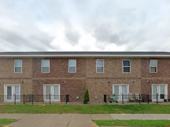 360 N Knowles Ave #B, New Richmond, WI 54017