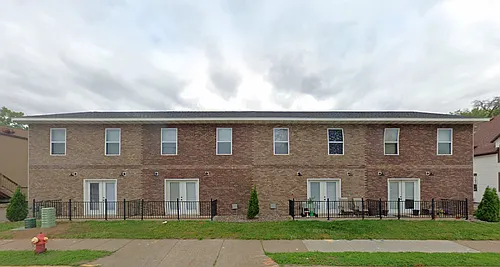360 N Knowles Ave #B Photo 1