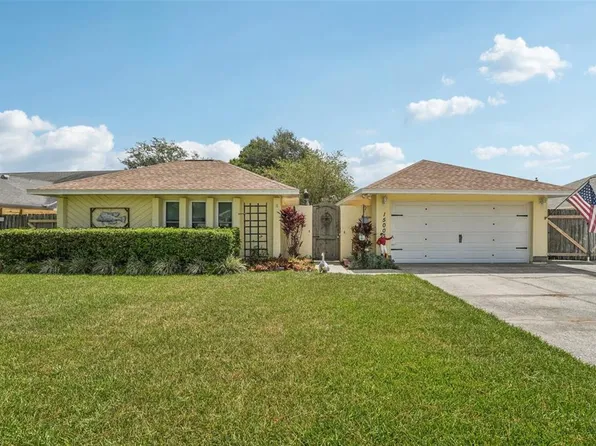 15005 Roundup Dr, Tampa, FL 33624