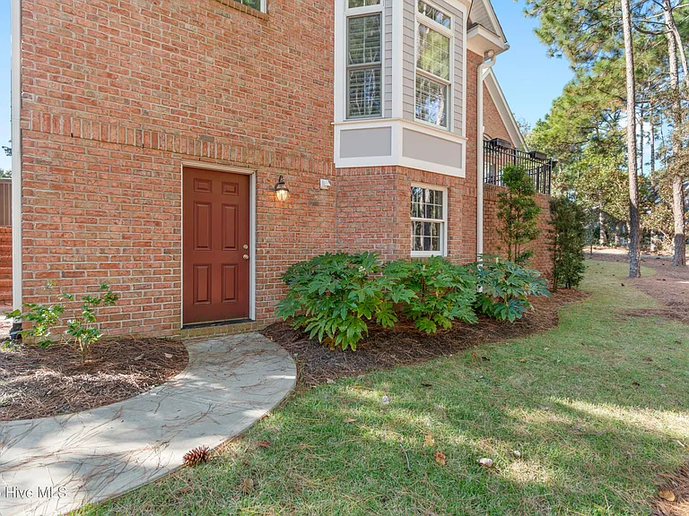 3792 Bancroft Pl — Photo 41