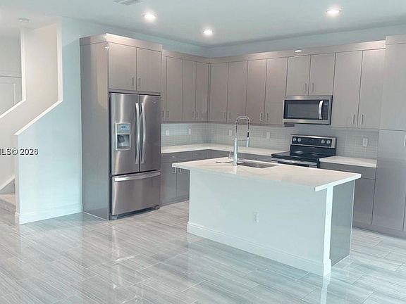 5th image of 574 Parsons Way