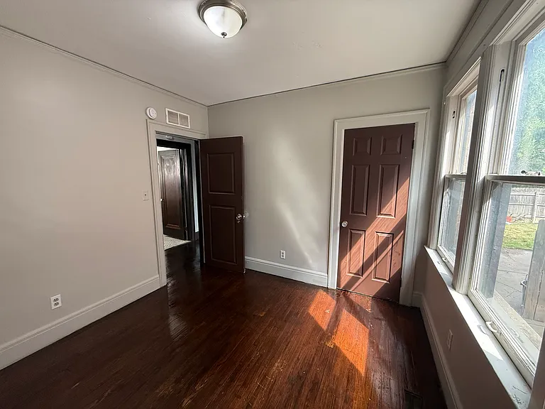 3812 Virginia Park — Photo 7