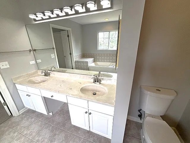1527 Somerfield Dr — Photo 19