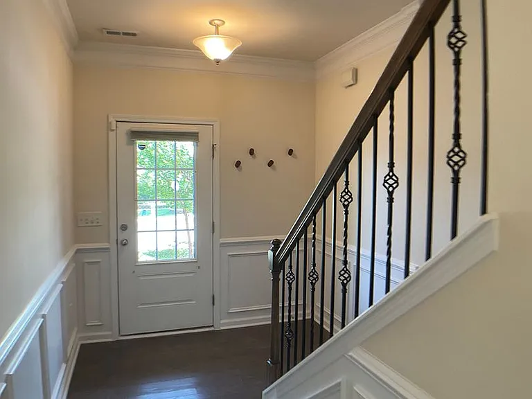 2109 Turling Way — Photo 16