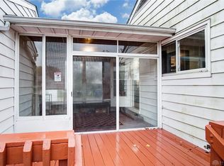 1696 Selkirk Rd, Dayton, OH 45432