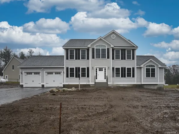 62 Berube Ln, Dracut, MA 01826