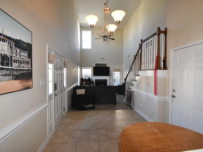 3071 Candlelight Dr — Photo 3