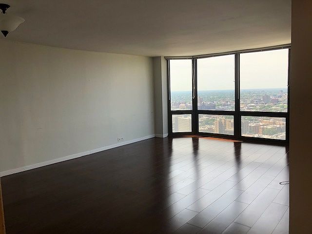 1st image of 2650 N Lakeview Ave APT 3407